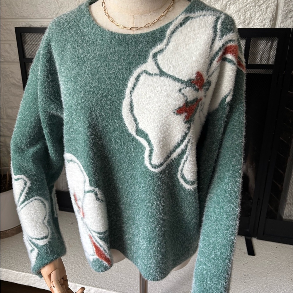 Floral Green Sweater - Picture 3 of 5